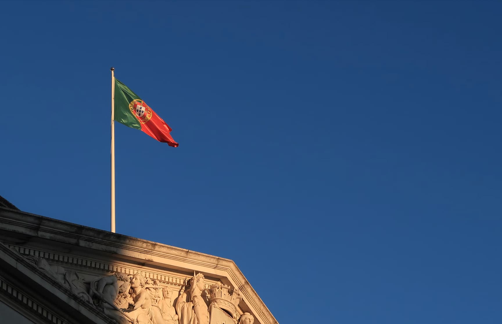 Portugal's NHR 2.0 (IFICI) 2025 deadline is rapidly approaching